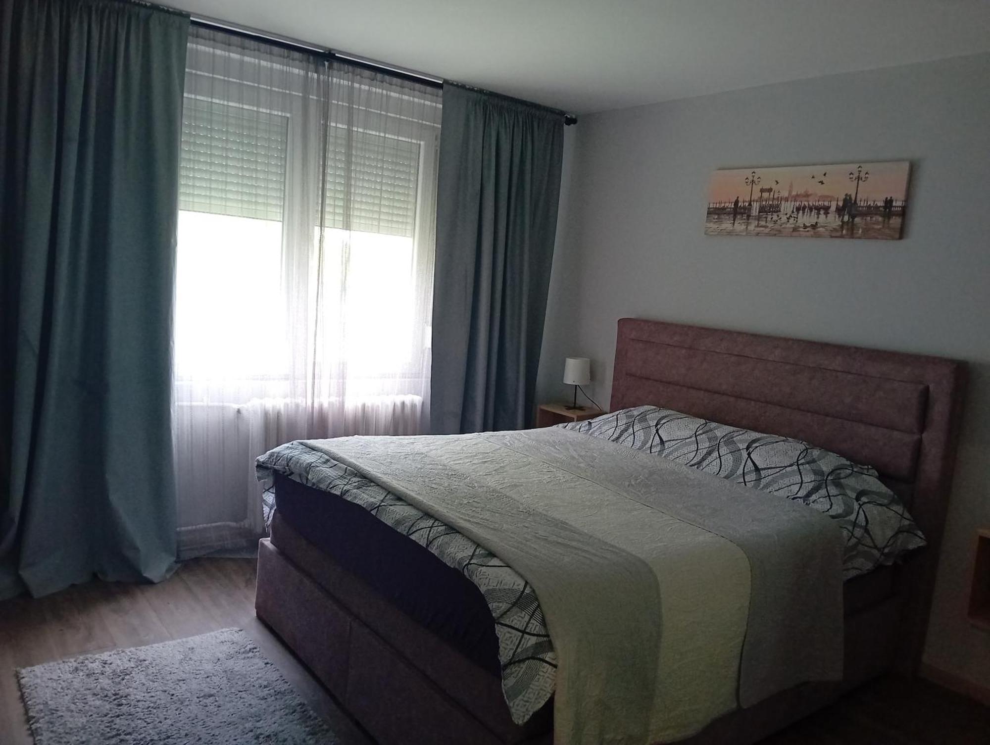 Sunshine Apartment Kragujevac Exterior photo
